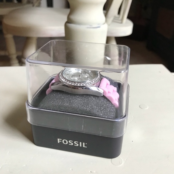 Fossil Watch - Picture 7 of 7